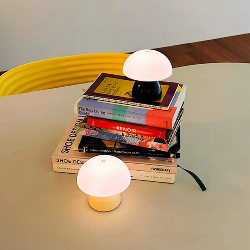 Lampe champignon LED tactile à intensité variable – USB rechargeable