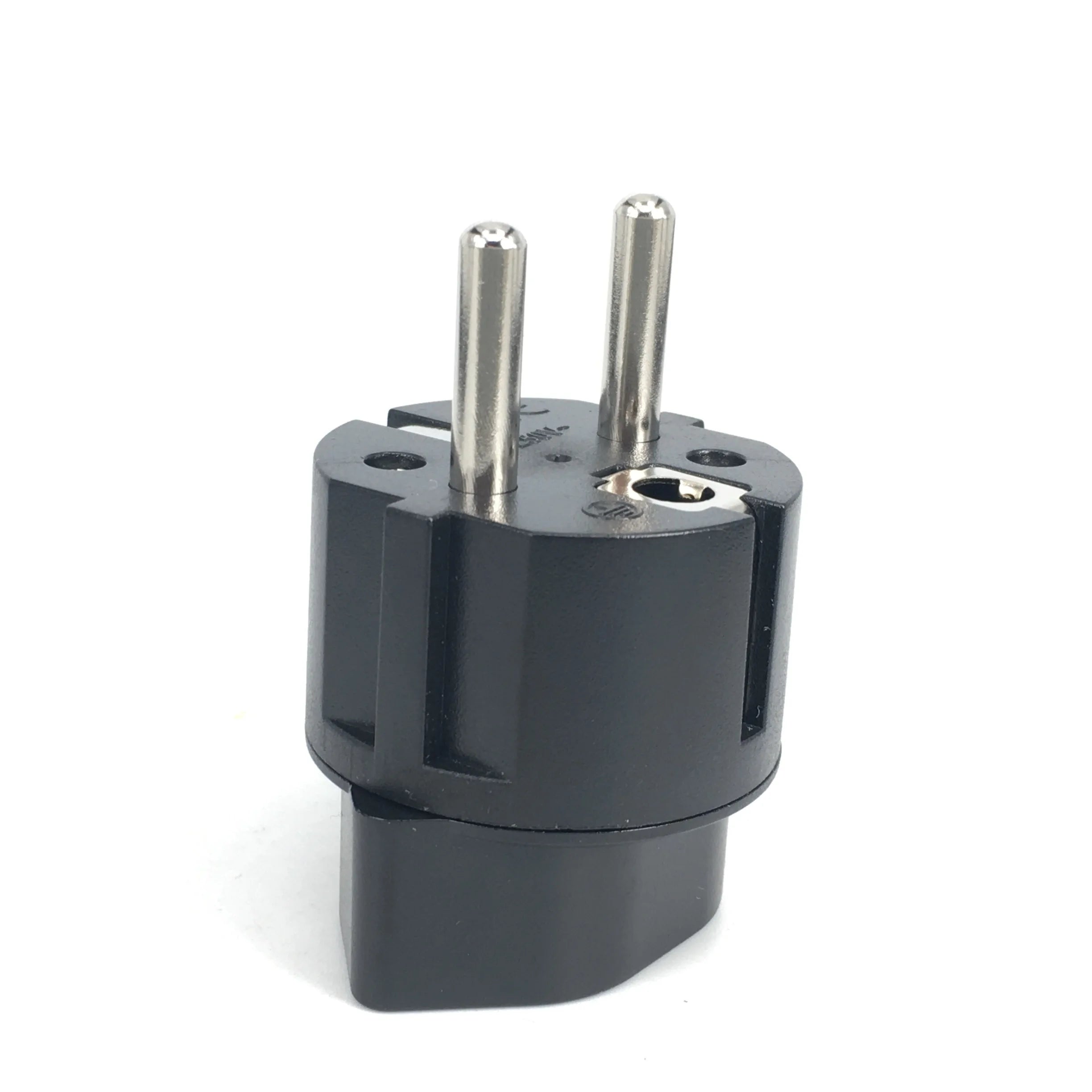Adaptateur de prise universel de voyage